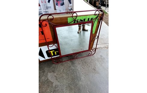 MIROIR METAL ROUGE