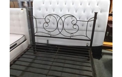 LIT FER FORGE 140X190 AVEC SOMMIER