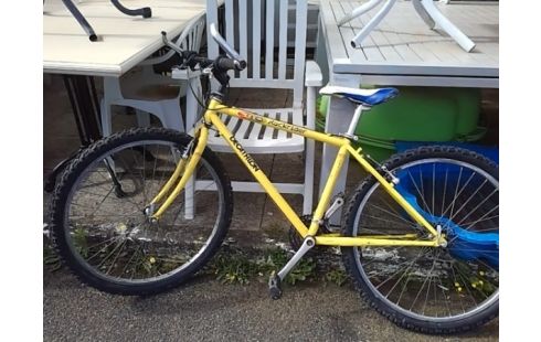 VELO JAUNE 310 ROCKRIDER