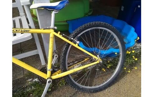 VELO JAUNE 310 ROCKRIDER