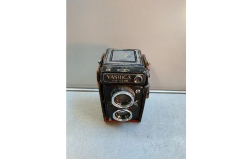 APPAREIL PHOTO YASHICA MAT 124 G