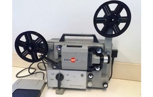PROJECTEUR VIDEO EUMIG MARK 8