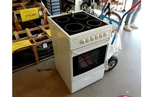 CUISINIERE VITROCERAMIQUE BLUESKY