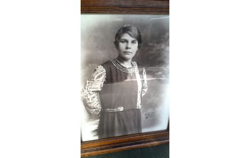 MARCO ROBLE, , FOTO MUJER