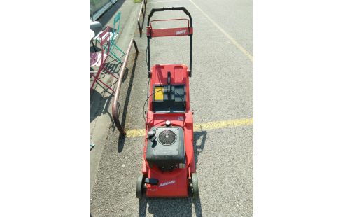 TONDEUSE AUTO PORTEE HS STERLING