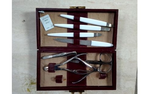 DECORATION SET DE MANUCURE