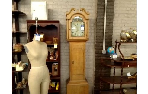 HORLOGE DE PARQUET PIN