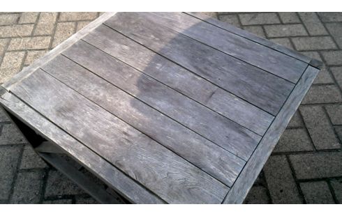 MESA DE JARDÍN BAJO TECA