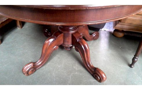 WOHNZIMMERTISCH 1 RUND, , ZENTRALE