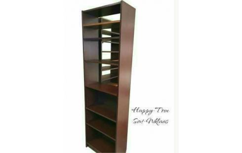 BOEKENKAST IKEA BILLY BRUIN