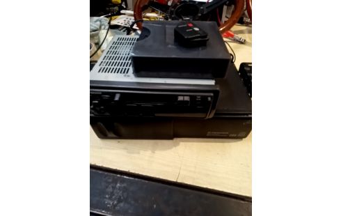 AUTORADIO PIONNIER+CHARGEUR CD + ACC RSV