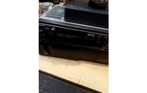 AUTORADIO PIONNIER+CHARGEUR CD + ACC RSV