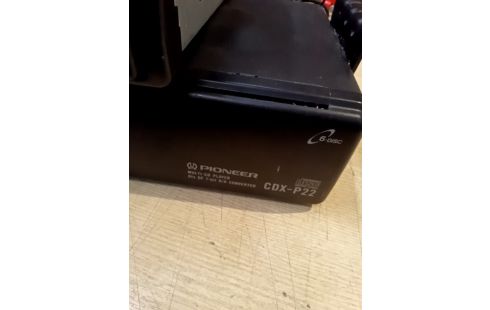 AUTORADIO PIONNIER+CHARGEUR CD + ACC RSV