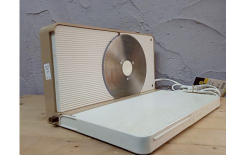 TRANCHEUSE ELECTRIQUE