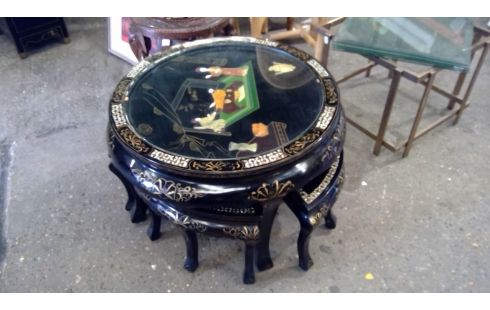 TABLE BASSE RONDE CHINOISE + TABOURETS