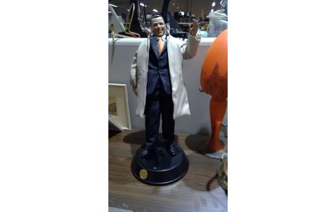 STATUETTE FRANK SINATRA