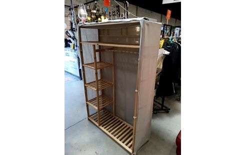 ETAGERE PENDERIE TISSUS