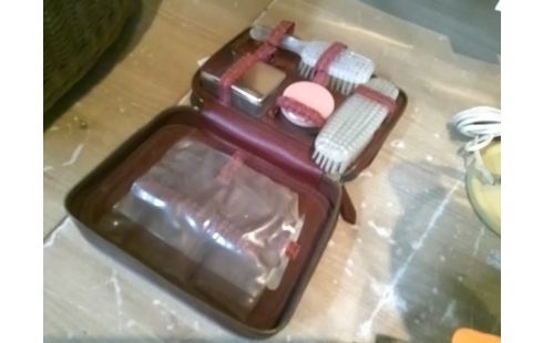 TROUSSE DE VOYAGE VINTAGE
