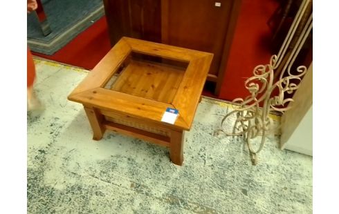 BOUT DE CANAPE AVEC PANIER