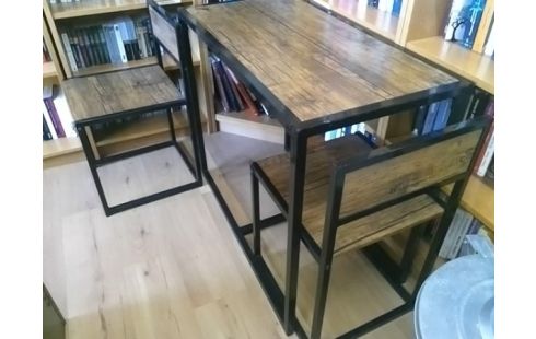 TABLE AVEC 2 CHAISES