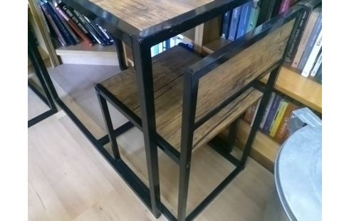 TABLE AVEC 2 CHAISES