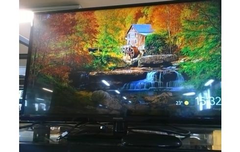 TELEVISEUR PHILIPS 80CM TNT HD