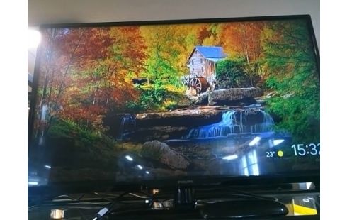TELEVISEUR PHILIPS 80CM TNT HD