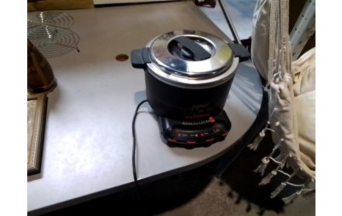 COCOTTE MINUTE CUITOUT ELECTRIQUE