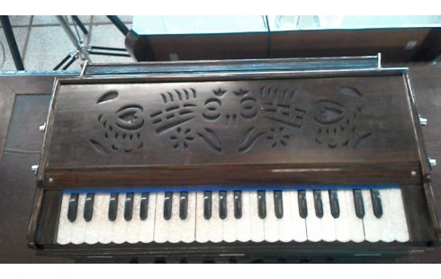 HARMONIUM INDIEN EN L'ETAT