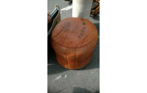 POUF CUIR NEW YORK