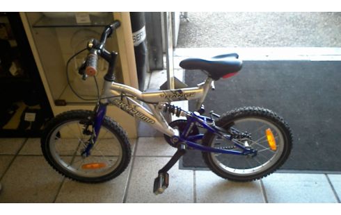 VTT ENFANT SKYDUMP 16 POUCES