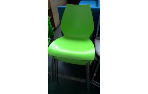 4 CHAISES DESIGN KARTELL VERTE