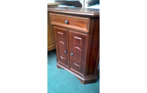 KASTJE ENGELS 2 DEUREN 1 LADE