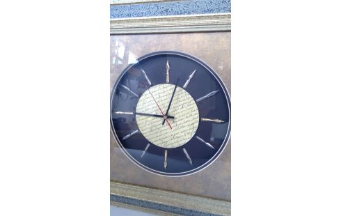 WANDKLOK DECORATIE VAN SCHRIJFPENNEN