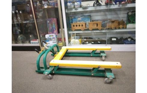 USTENSILE LEVE MEUBLE MACC