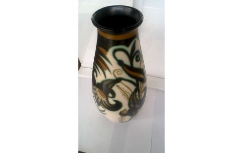 VASE KERAMIS