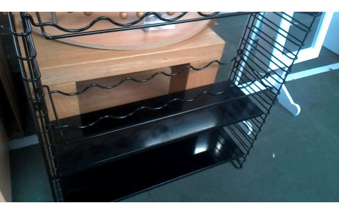 REK FLESSENREK MUURMODEL ZWART METAAL