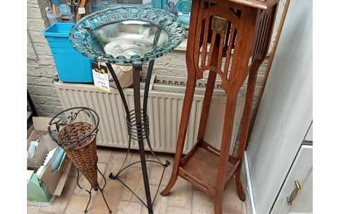 PLAT VERRE SUR PIED FER FORGE