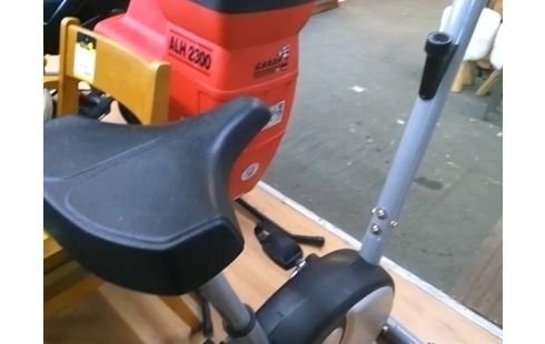 VELO D'APPARTEMENT .