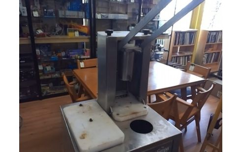 TRANCHEUSE A ANANAS SEMPA