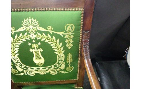 FAUTEUIL STYLE EMPIRE LA PAIRE  DAUPHIN