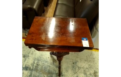 TABLE DE JEU STYLE ANGLAIS