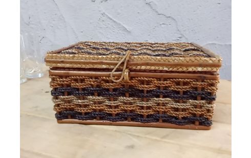 BOITE A BIJOUX VINTAGE