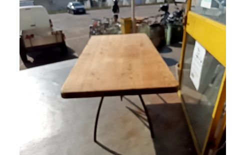 TABLE CHÂTAIGNIER MASSIF