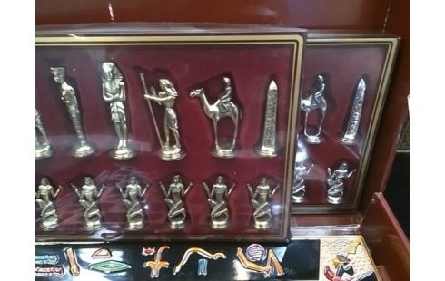 JEU D'ECHEC FIGURINES EGYPTIENNE