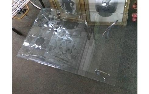 TABLE BASSE VERRE MANQUE VENTOUSES