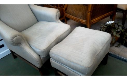 SILLÓN DE CUERO CLUB MET