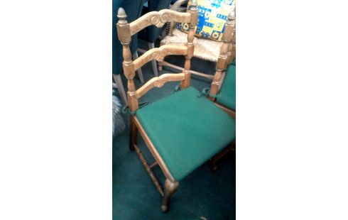 4 CHAISES ASSISE PAILLEE