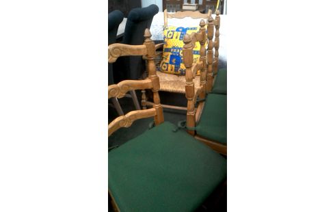 4 CHAISES ASSISE PAILLEE