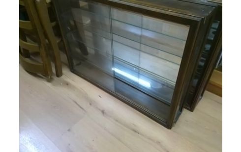 VITRINE A SUSPENDRE POUR MINIATURES